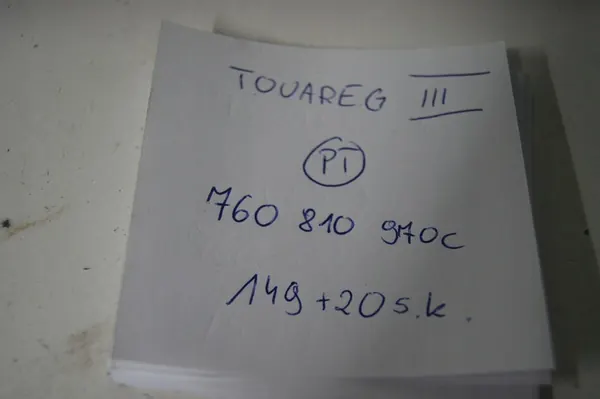 VW Touareg III Right Rear Wheel Arch 760810970C image 9