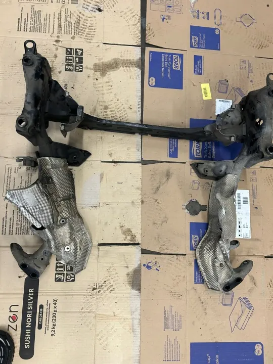 Trineo de Viga Delantera Audi S7 - Pieza OEM image 5