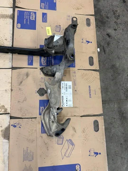 Trineo de Viga Delantera Audi S7 - Pieza OEM image 7