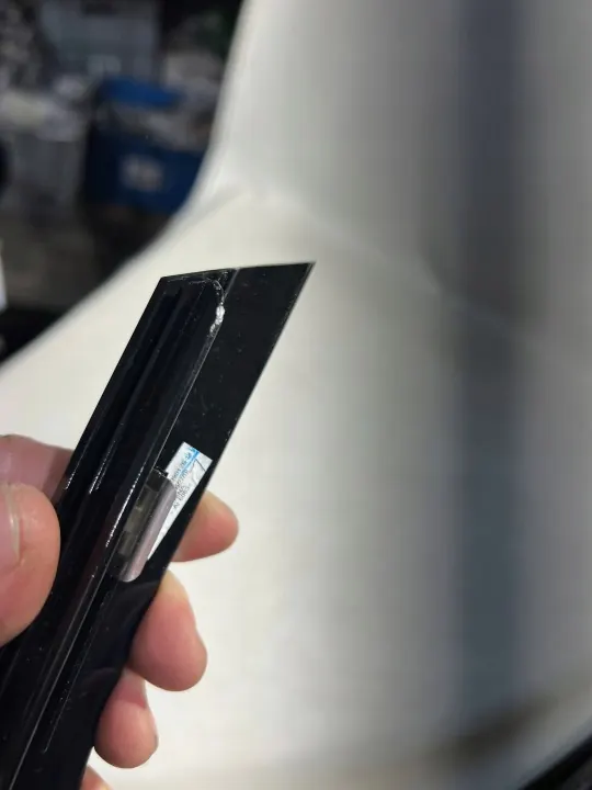 BMW 7390126 Shadow ikkunatiiviste Oikea taka G30/F90 image 9