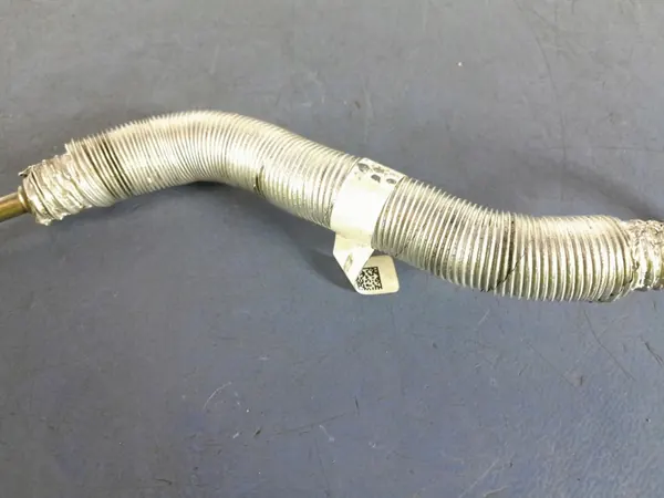 BMW Turbo-öljyjohto OEM 8586483 5-sarja G30/G31 image 3