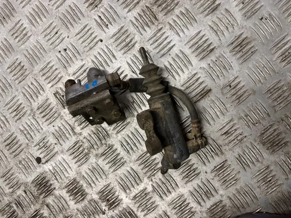 Émetteur d'embrayage OEM pour Mitsubishi Pajero II image 3