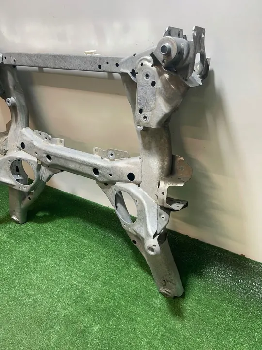 Sottoscocca anteriore BMW 3 G20 19- RWD image 3