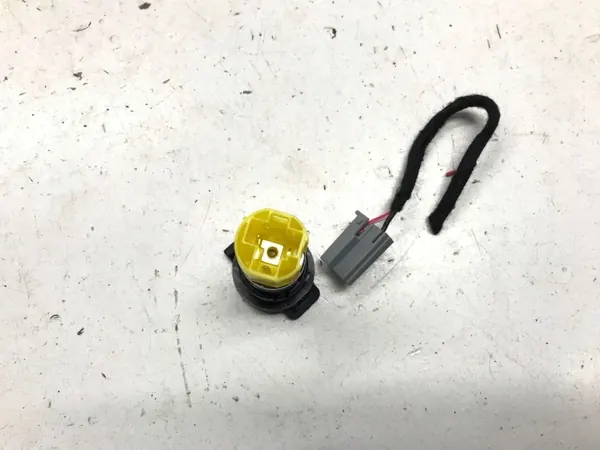 12V Tupakansytytinpistorasia BYD SEAL OEM SA2FC-3725U20 image 3