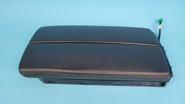 OEM 9810631877 Accoudoir console centrale Peugeot 508 II image 5