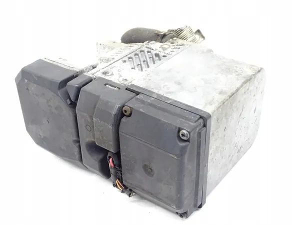 Webasto parkeerverwarming OEM 4E0815069H Audi A8 D3 TDI image 3