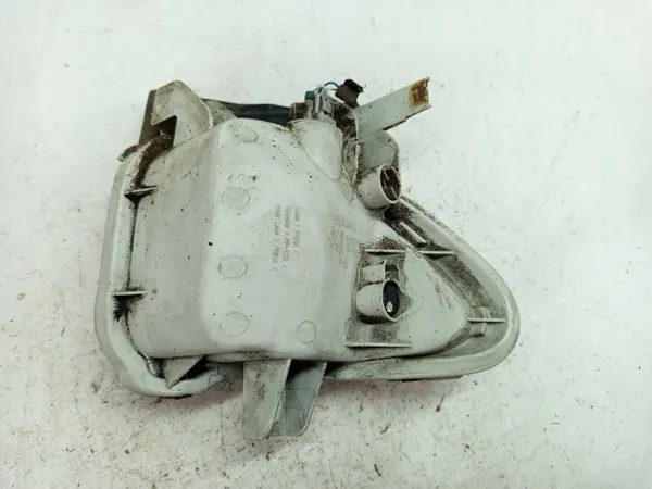 Takapuskarin valo oikea OEM 5215742010 Toyota RAV4:lle image 6