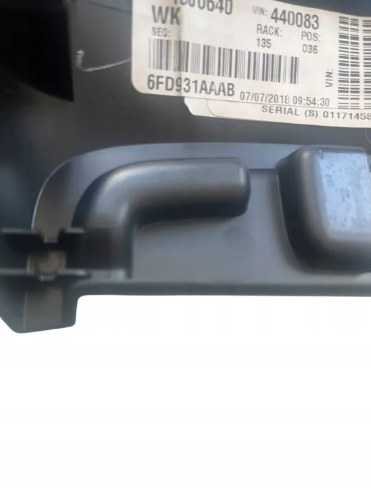 Jeep Grand Cherokee WK2 Tunnelikansi OEM 6ED931AAAB image 7