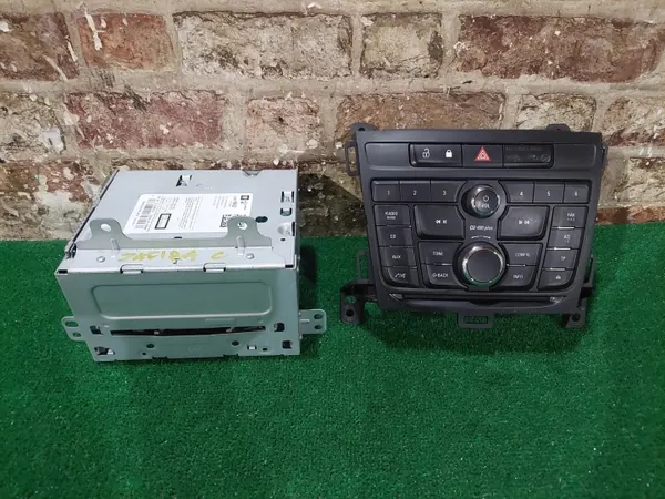 OEM 22976602 CD-bytepanel för Opel Zafira C image 2