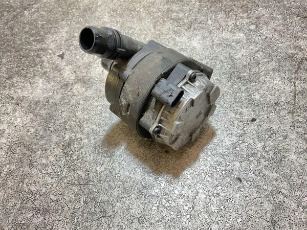 Moteur de circulation d'eau OEM 9627557880 pour Citroën C4 III image 2