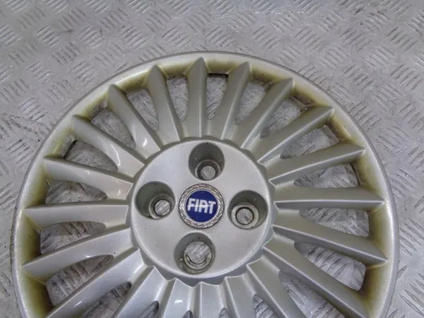Fiat OE Pyöränkansi 15" Grande Punto 05- image 3