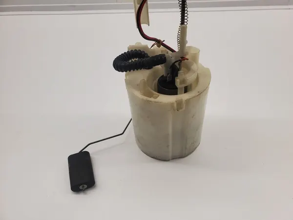 Brandstofpomp Audi Q3 8U image 2