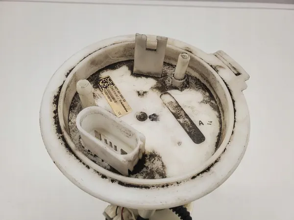 Brandstofpomp Audi Q3 8U image 6