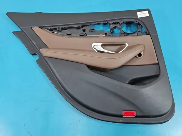 Garniture Portière Arrière Gauche OEM A2137601700 Mercedes W213 image 2