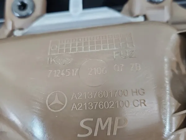Garniture Portière Arrière Gauche OEM A2137601700 Mercedes W213 image 5
