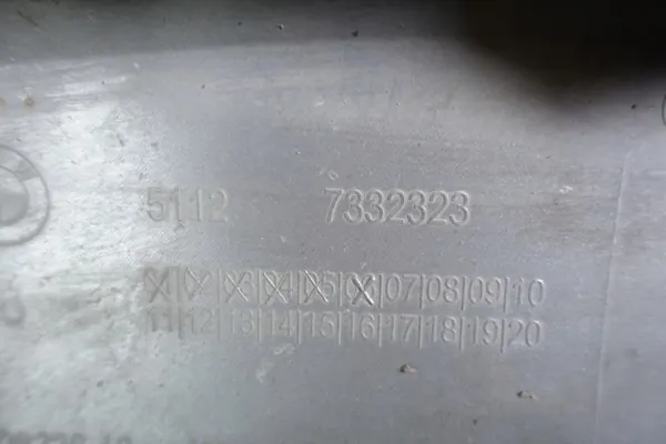 Bakstötslist OEM 7355271 för BMW X1 F48 image 9