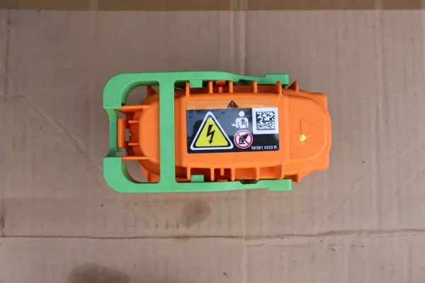 Fusível bateria Renault OEM bezpiecznikasaw2 - Usado image 2