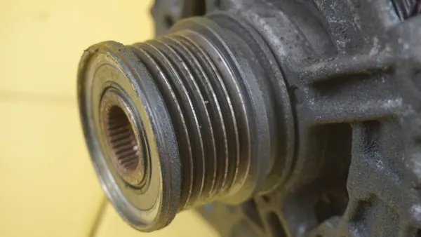 A6 A5 A4 Q5 EXEO 2.0 TDI generaattori 03G903016L image 5