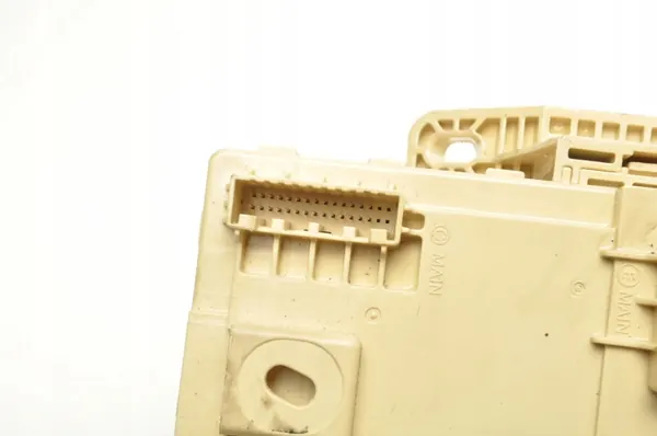 Kia Zekeringkast Module OEM 91953-J7741 - Gebruikt image 4