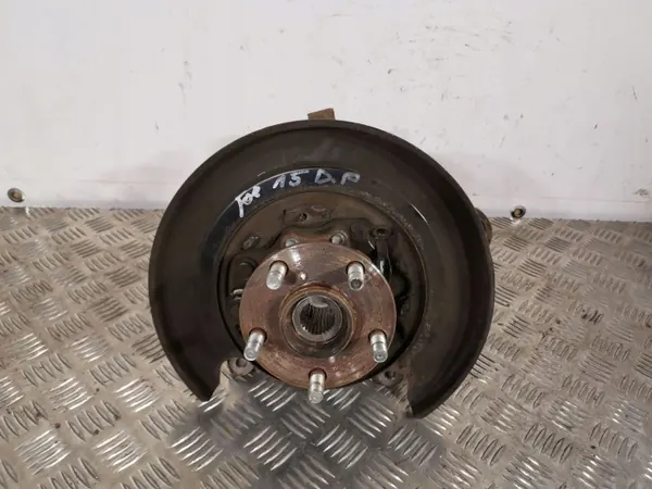 Buje rueda trasera Subaru OEM FBZ3530 - Usado image 2