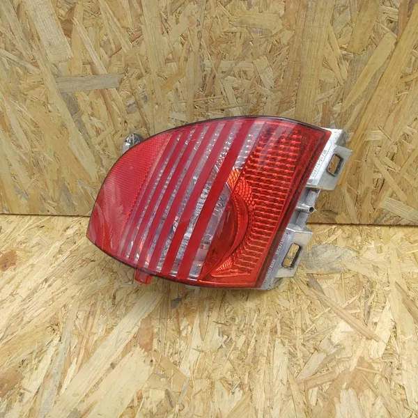Peruutusvalo OEM 9820759880 Citroen C3 Aircrossille image 3