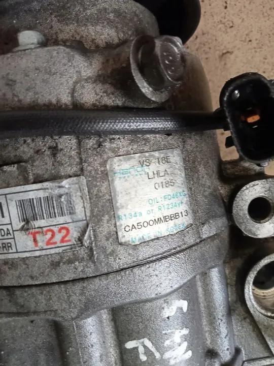 Compresseur de Climatisation Hyundai Santa Fe Kia Sorento 2011-2019 image 2