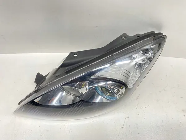 Faros izquierdo H1+H7 Hyundai i30 2007-2012 image 4