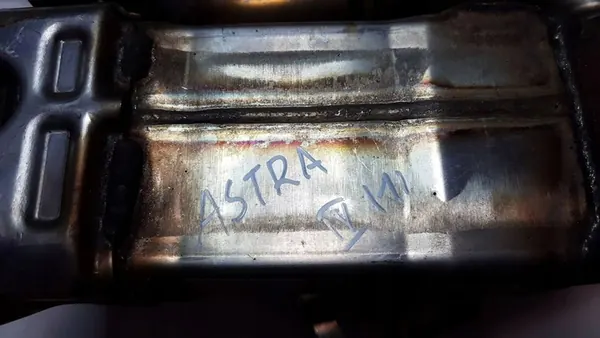 2012 Opel Astra J EGR-Jäähdytin AG05310003 image 5