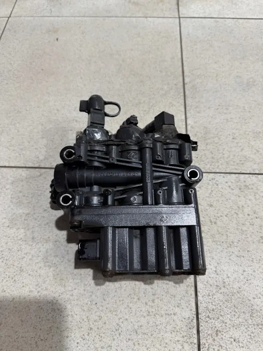 Soupape ECAS OEM A0013271325 pour Mercedes image 3