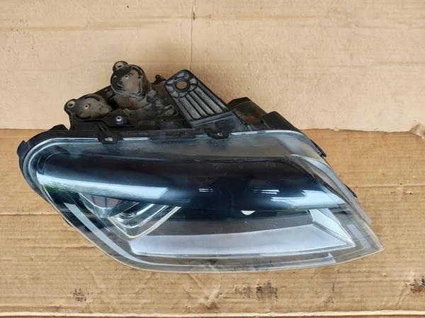 Volkswagen Amarok 2011 Oikea Ajovalo 2H1941018A image 3