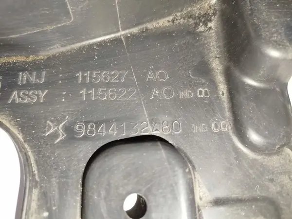 Oikea Etulokasuoja DS3 2023 9844132480 image 7