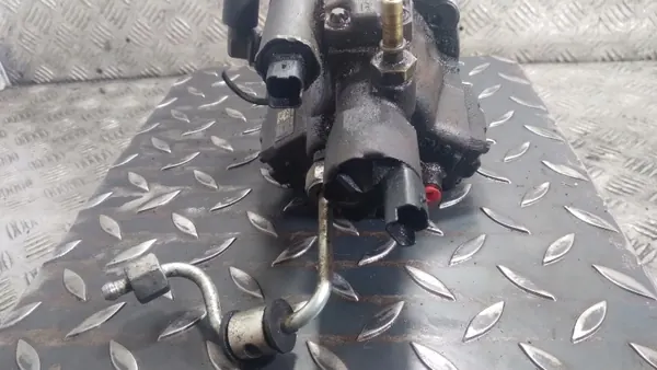 FORD 4M5Q9B395AF insprutningspump för 1.8 TDCI image 4