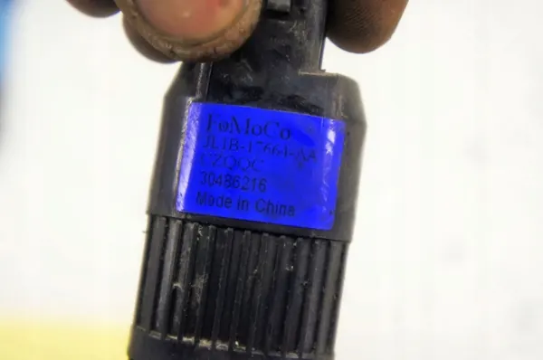 Pompe lave-glace Ford Edge Mk2 OEM JL1B-17664-AA image 8