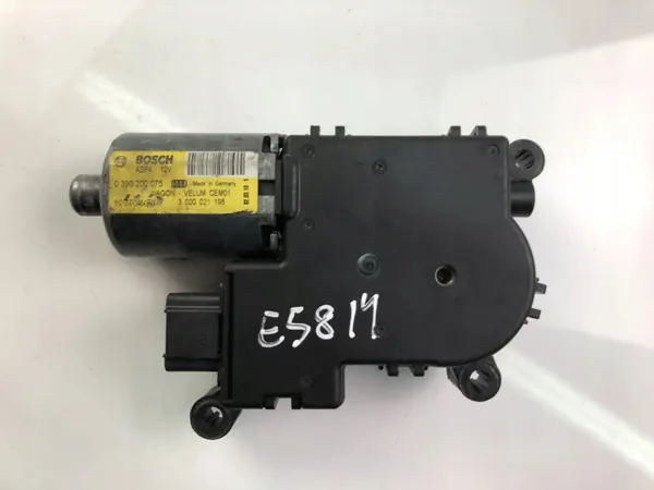 Schiebedachmotor OEM 3000021198 für Peugeot 308 image 3
