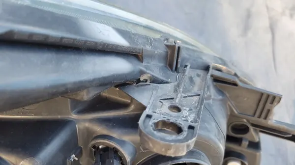 Farol esquerdo Renault Clio III Lift / 7701072004 image 10