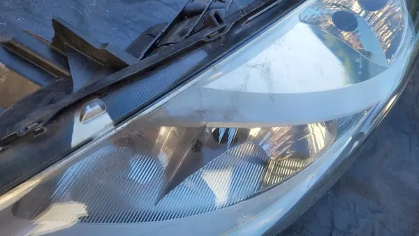 Farol esquerdo Renault Clio III Lift / 7701072004 image 3