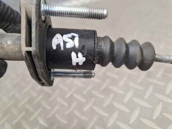 OEM Kopplingsslavcylinder Slang för Opel Astra III H 1.9 CDTI image 4