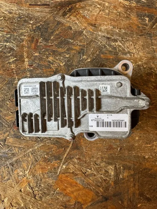 Maserati Verteilergetriebe-Modul OEM 670033135 image 2