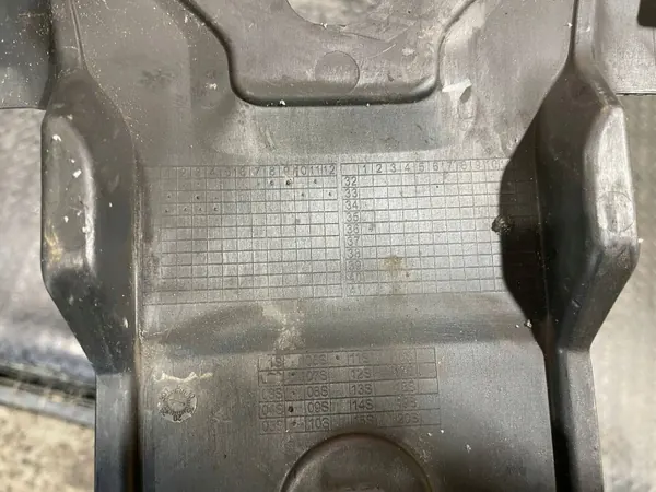 Couvre-ceinture avant OEM 4M0807081B Audi Q7 image 8