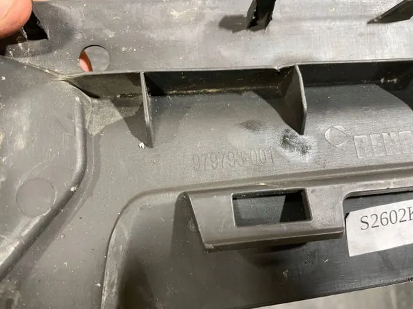 Couvre-ceinture avant OEM 4M0807081B Audi Q7 image 9