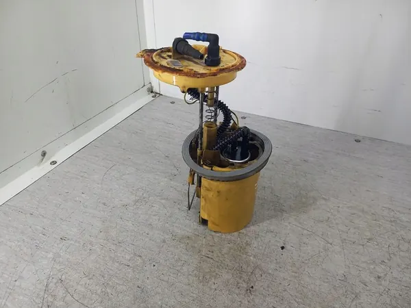 Bomba de Combustível VW Passat B6 3C0919050E image 3