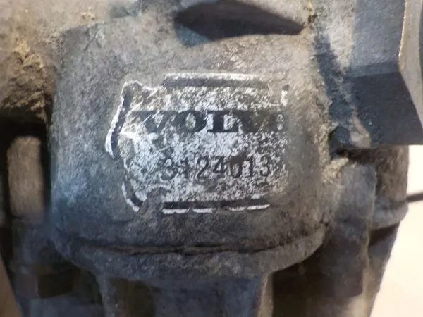 Soupape à quatre voies OEM 3124013 pour Volvo FL 10 image 6