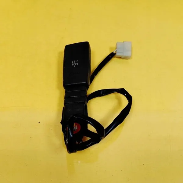 Kia OEM DRC100229 vänster fram säkerhetsbältesspänne image 3