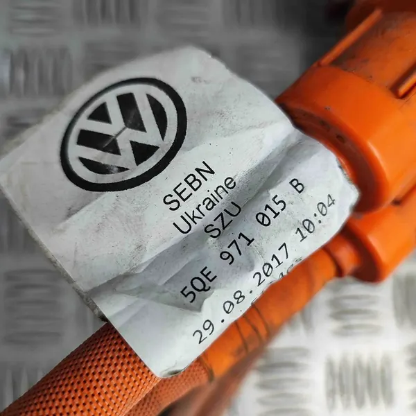 Câble de chargement de batterie VW Golf VII 2017 5QE971015B image 6