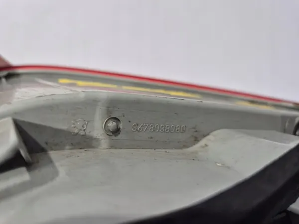Luz trasera izquierda para Peugeot 308 SW II T9 9678094880 image 7