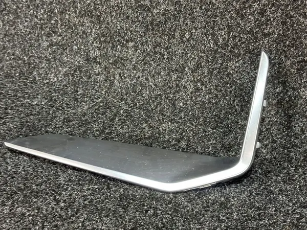 BMW X1 U11 X-LINE Spoiler Cromado Esquerdo image 3