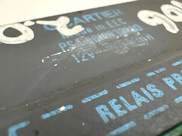 2001 Peugeot 406 Sytytyspistokkeen ohjain PSA9619039780 image 4