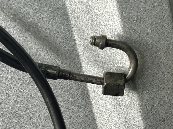 Tubo di sollevamento cabina DAF XF 106 image 2