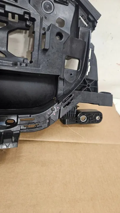 Övre Luftkanalgaller OEM TB02309 BMW X3 G45 image 7