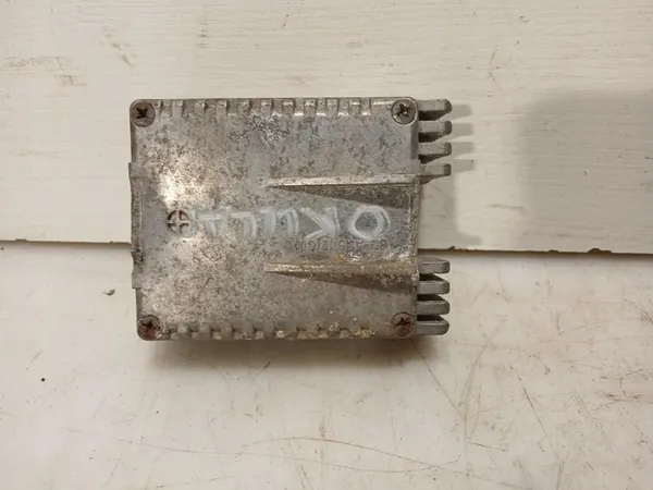 Mercedes SLK R170 Tuulettimen Ohjausmoduuli 93-01 image 2